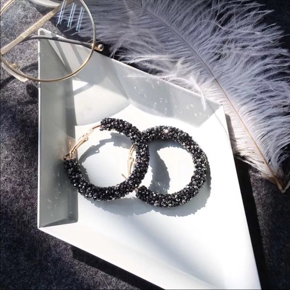 Jewelry - New Luxury Elegant Round Shiny Rhinestone Earrings